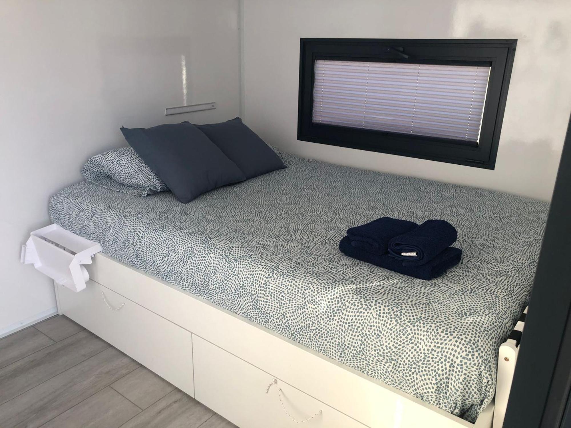 ホテル Houseboat Cadiz El Puerto - Casa Flotante エル・プエルト・デ・サンタ・マリア エクステリア 写真